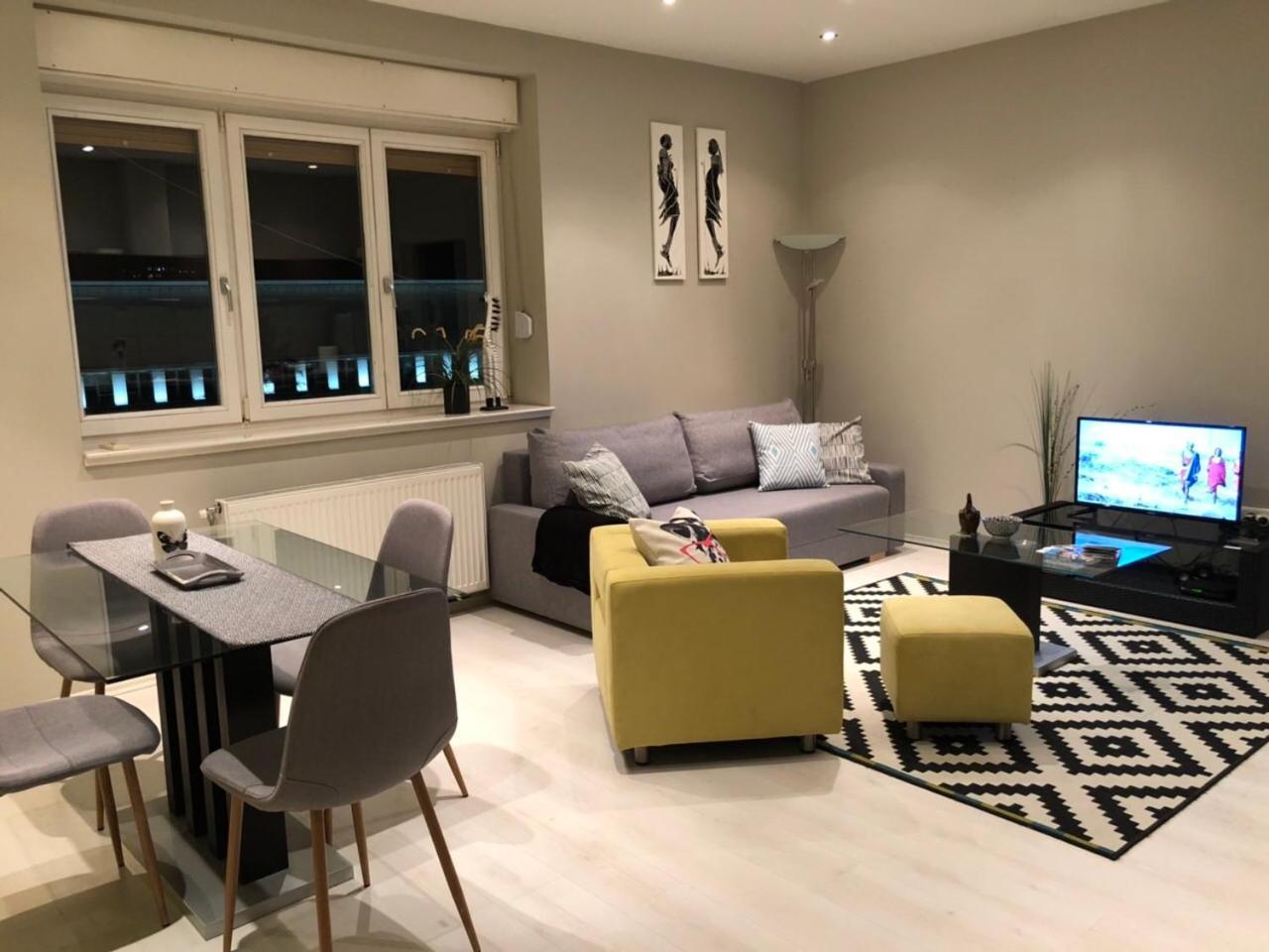 Center Lux Apartments Novi Sad Buitenkant foto